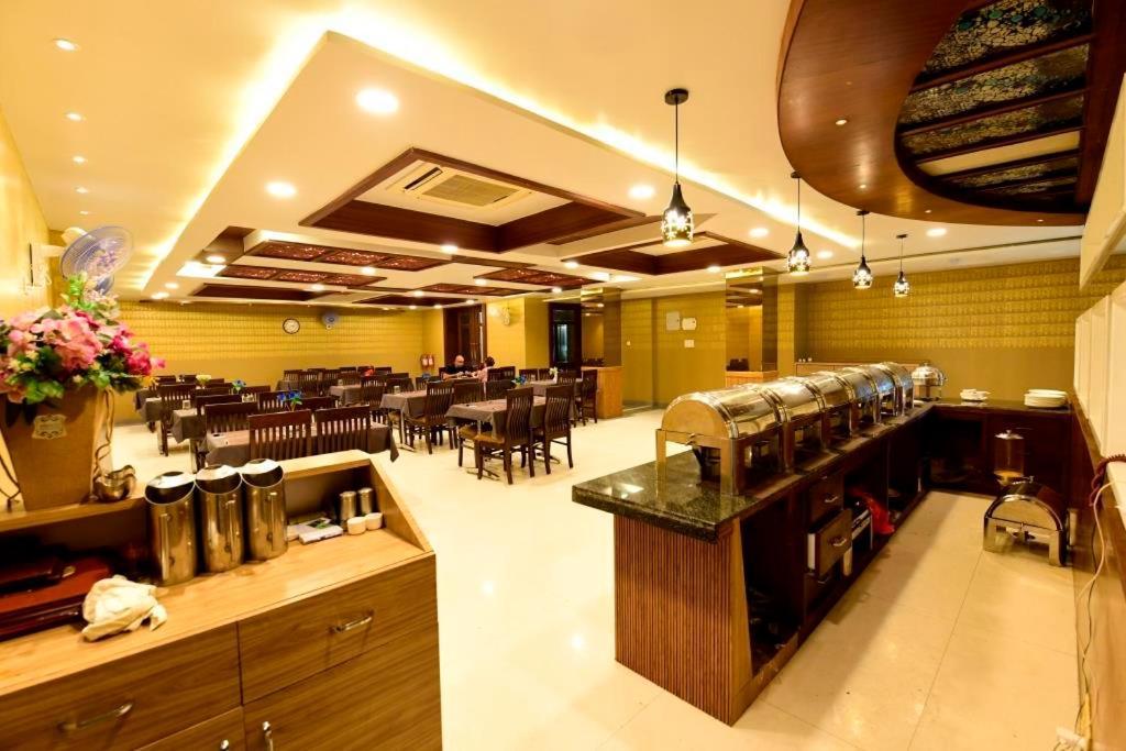 Hotel Jataka Inn Bodh Gaya Εξωτερικό φωτογραφία
