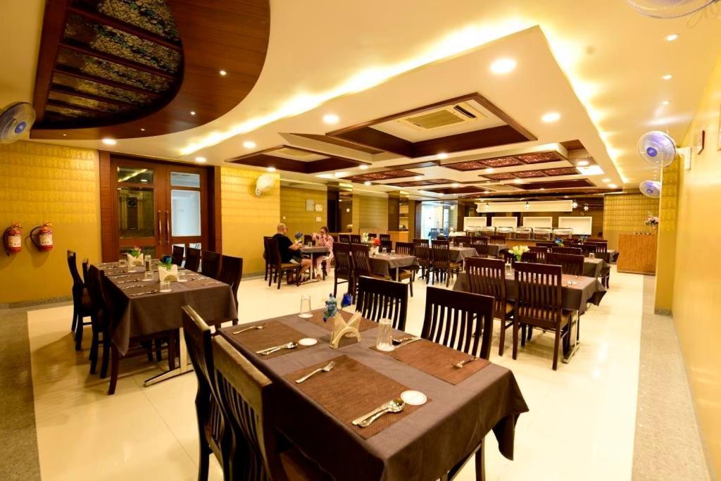 Hotel Jataka Inn Bodh Gaya Εξωτερικό φωτογραφία