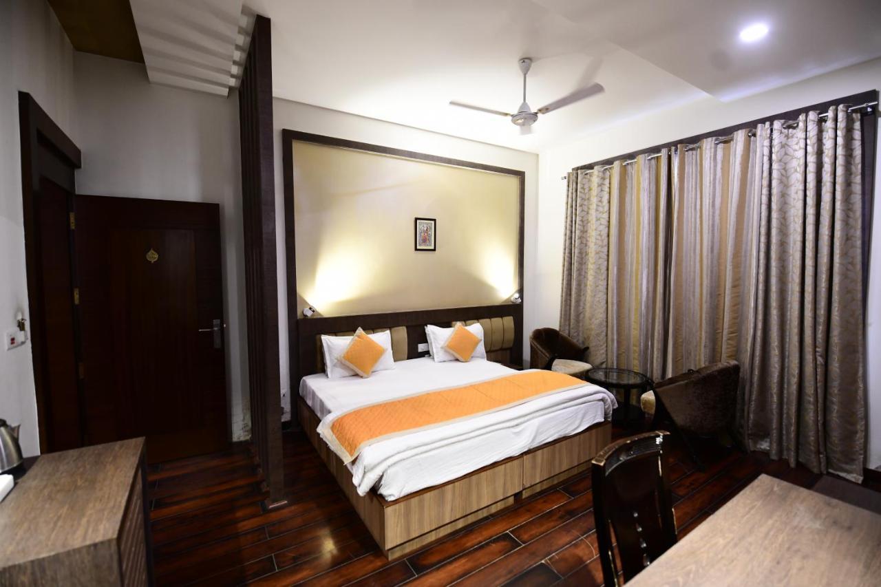 Hotel Jataka Inn Bodh Gaya Εξωτερικό φωτογραφία