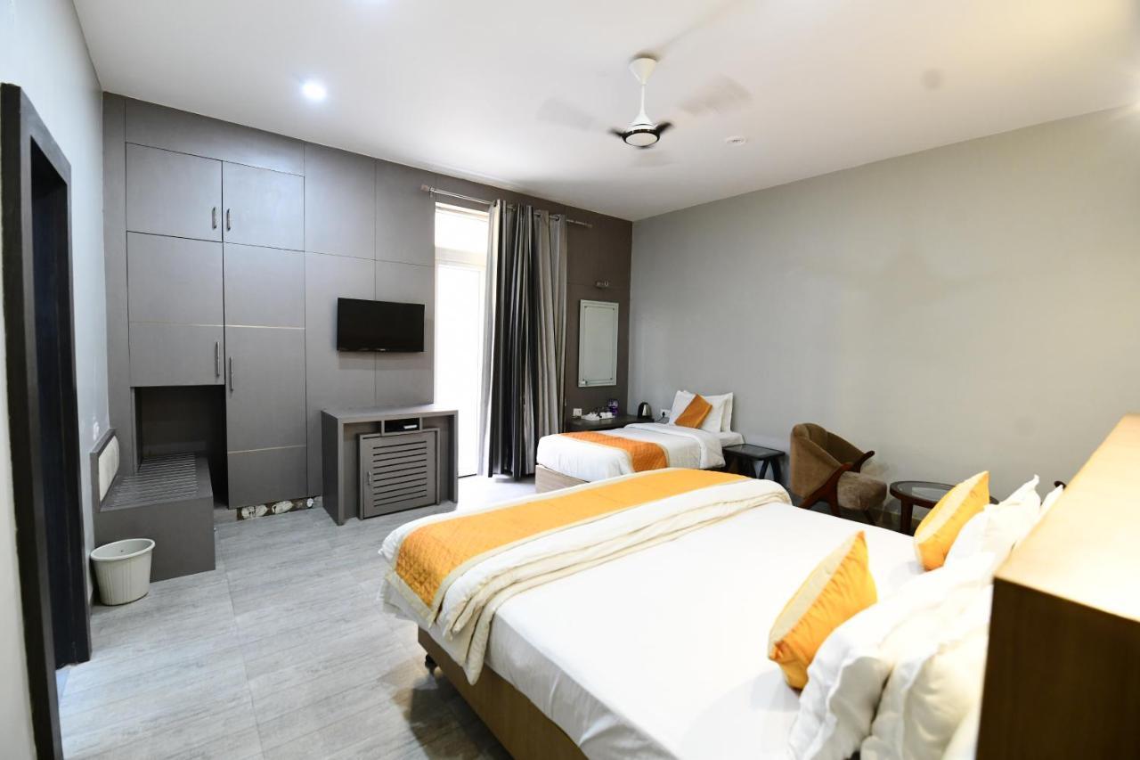 Hotel Jataka Inn Bodh Gaya Εξωτερικό φωτογραφία