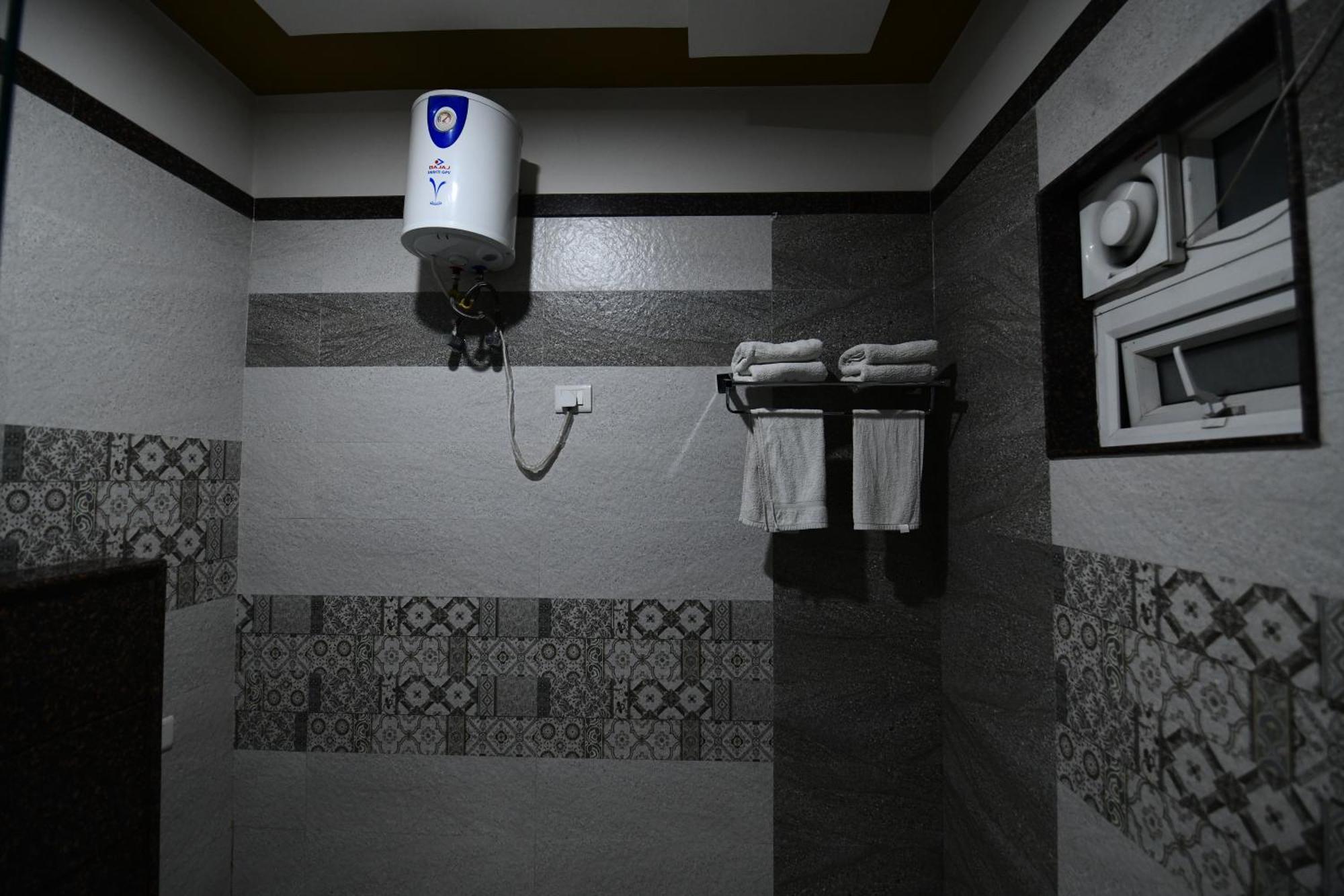 Hotel Jataka Inn Bodh Gaya Εξωτερικό φωτογραφία